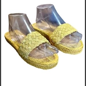 Pandamerica Fairfield California 12 Sandals Yellow Straw Open Toe Footwear  (021